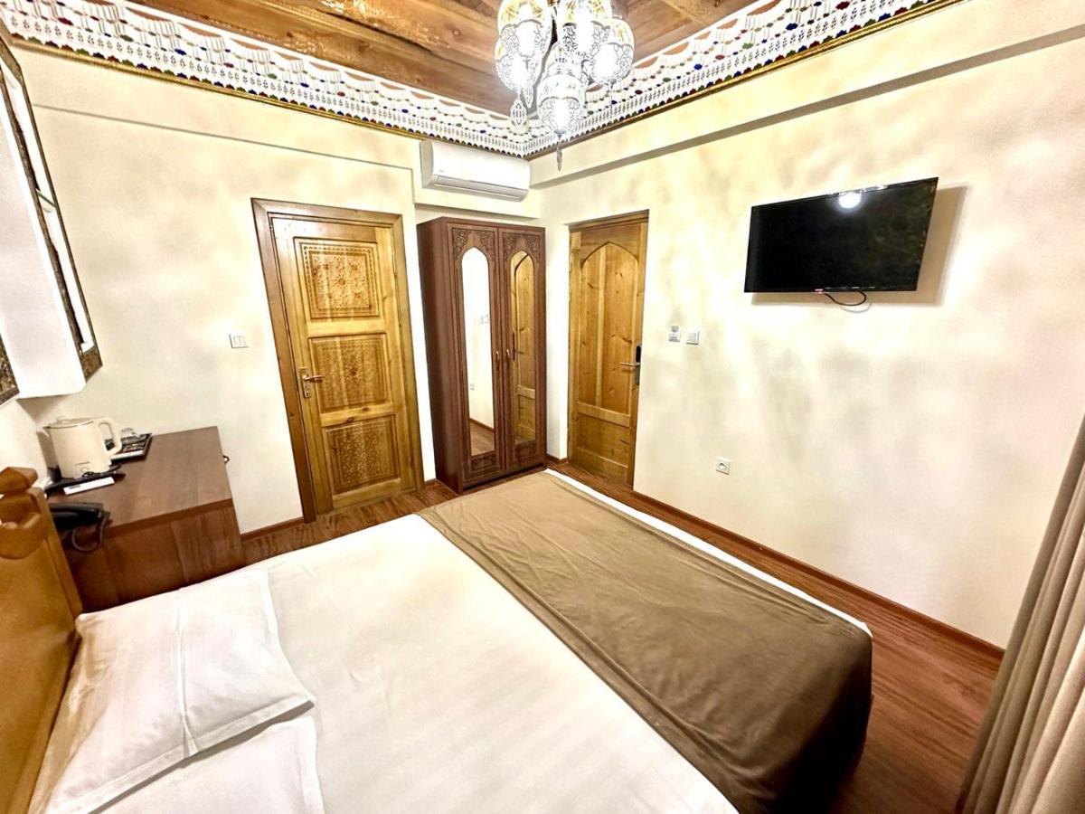 Antique Hotel Imran Bukhara Exterior foto